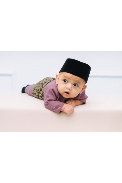 Baju Melayu Danish Dusty Purple + Sampin DARK Black Gold