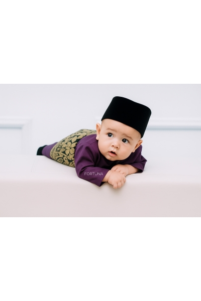 Baju Melayu Danish Plum Purple + Sampin RAYA Cream Gold