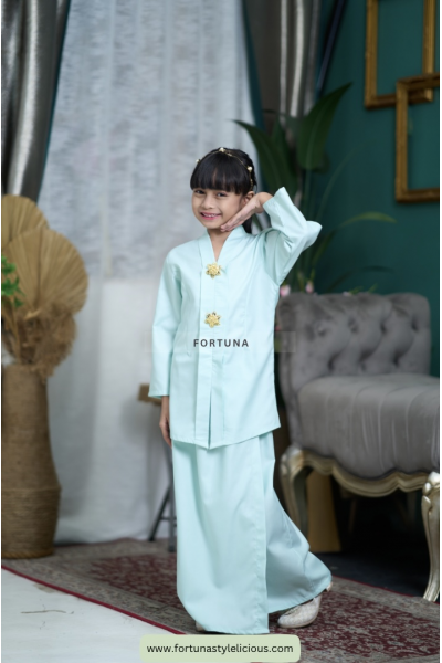 Kebaya Maryam (Mint Green)