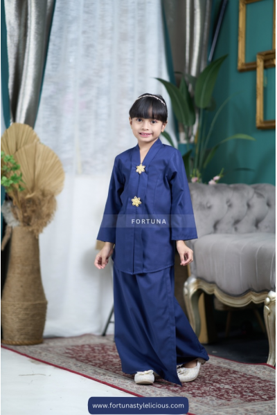 Kebaya Maryam (Navy Blue)