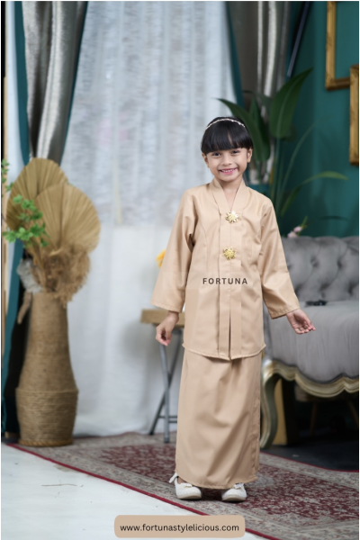 Kebaya Maryam (Nude Brown)