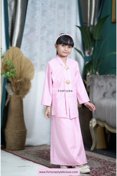 Kebaya Maryam (Soft Pink)