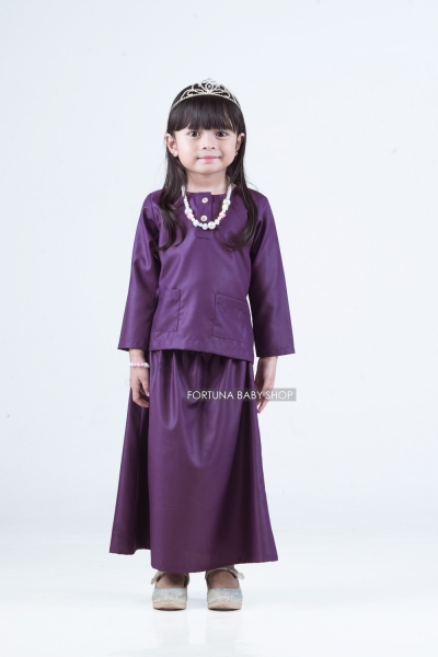 Kurung Fatima Dark Purple
