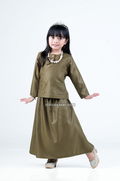 Kurung Fatima Olive Green 
